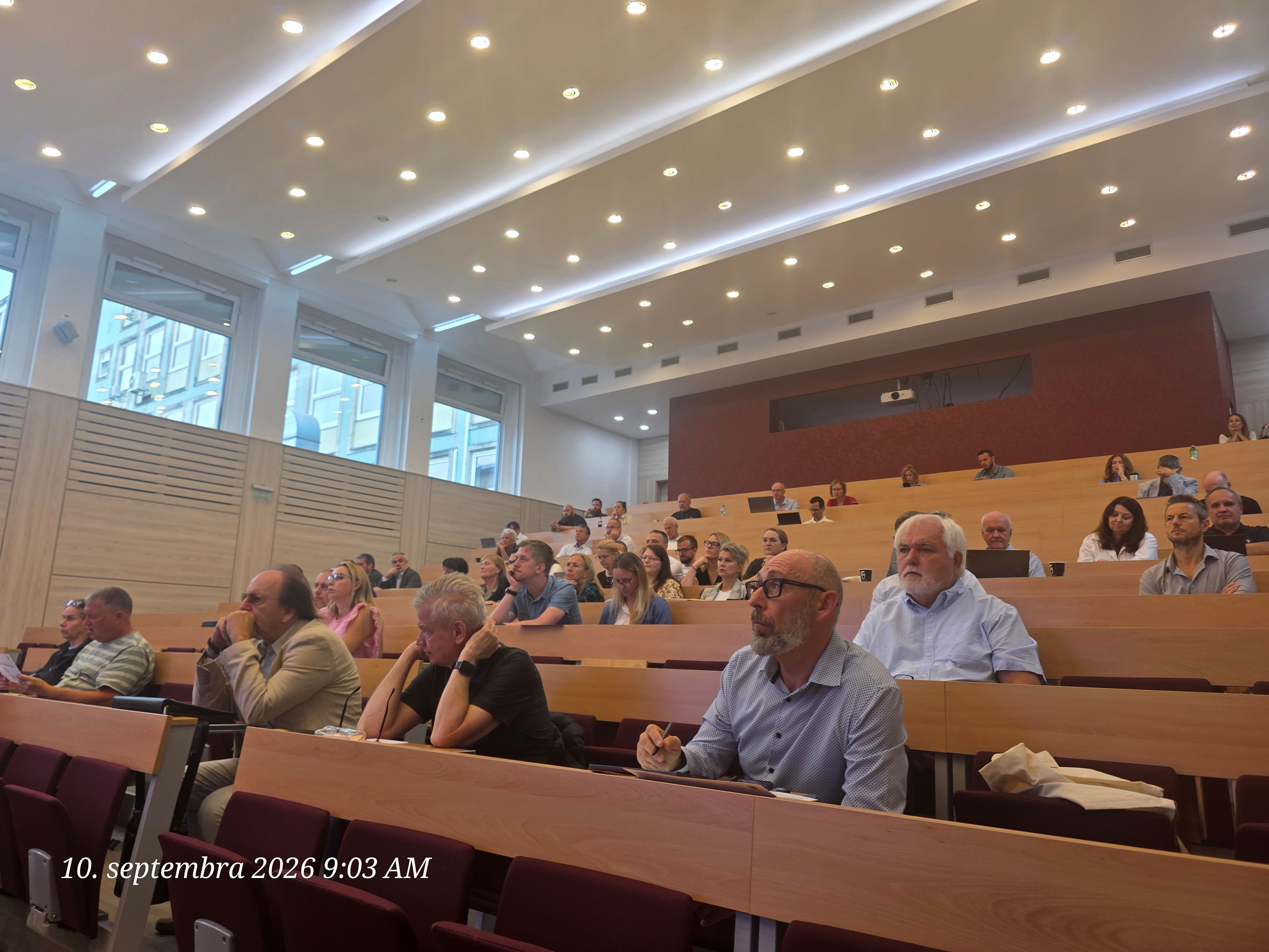 pohľad do auditória na QiT
